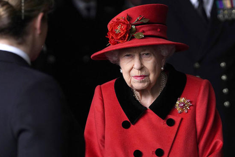  القصر الملكي البريطاني يعلن إصابة الملكة إليزابيث بكوفيد 19