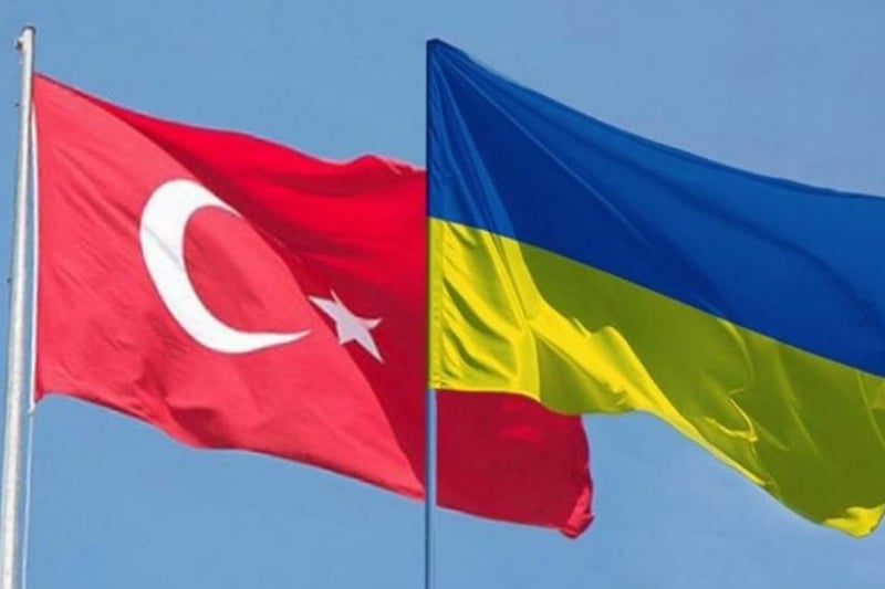  أوكرانيا تطالب تركيا بإغلاق المضائق والمجال الجوي أمام روسيا