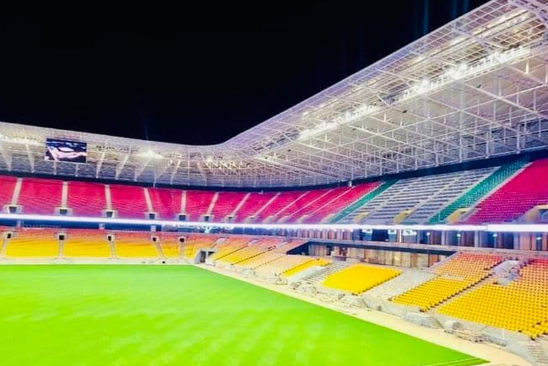  بمشاركة مغربية : افتتاح الملعب الأولمبي الجديد بدكار بحضور عدد من رؤساء الدول
