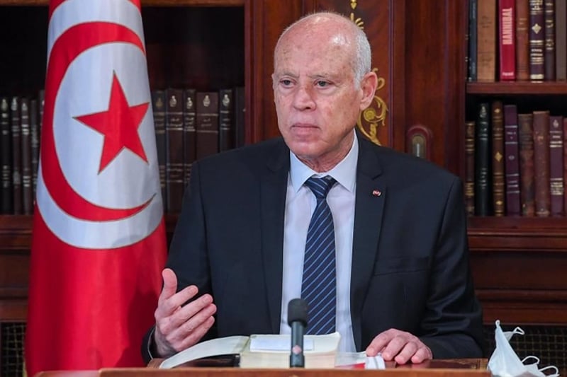  تونس : قيس سعيد يعلن حل المجلس الأعلى للقضاة