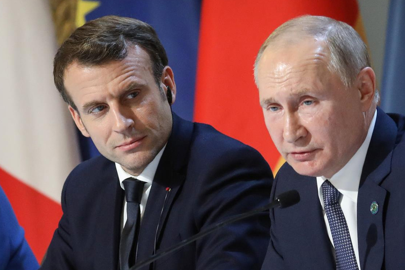  الرئيس الفرنسي يتصل ببوتين لمطالبته بالوقف الفوري للهجوم على أوكرانيا