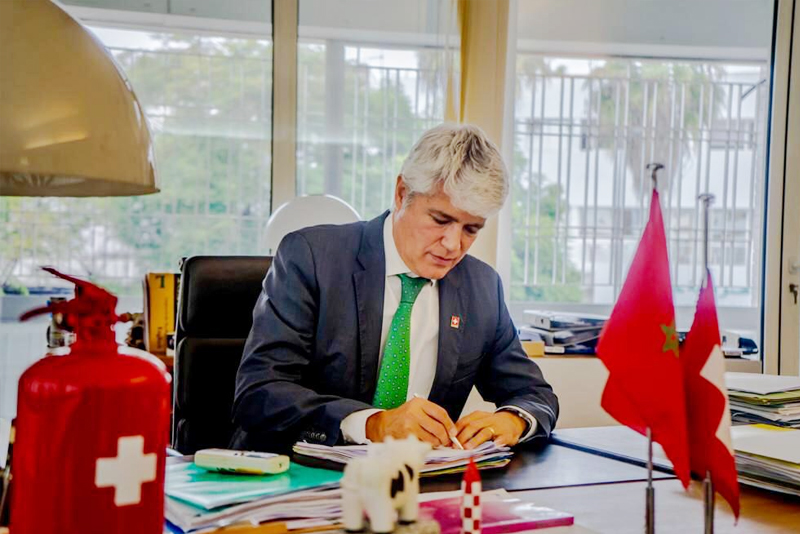 السفير السويسري بالمغرب ينشط ندوة بالجامعة الدولية للرباط