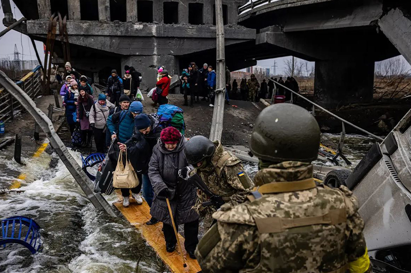  الأمم المتحدة ترسل أول قافلة مساعدات لمدينة سومي الأوكرانية