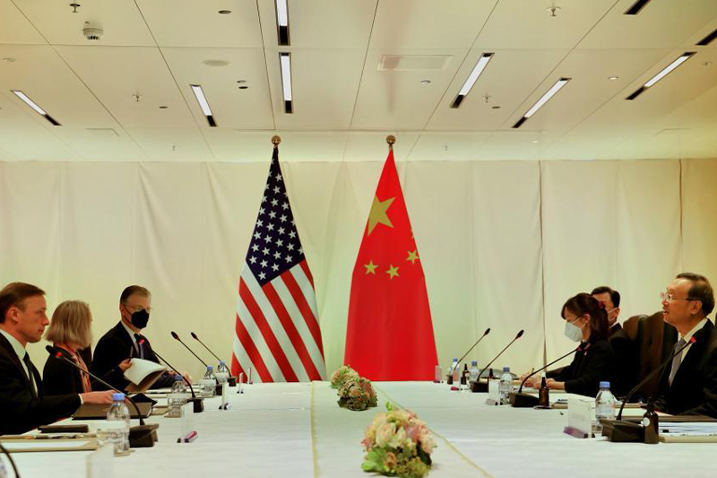  الخارجية الصينية تتحاور مع مستشار الأمن القومي الأمريكي