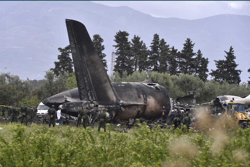 وزارة الدفاع الجزائرية : تحطم طائرة عسكرية مقاتلة غرب الجزائر