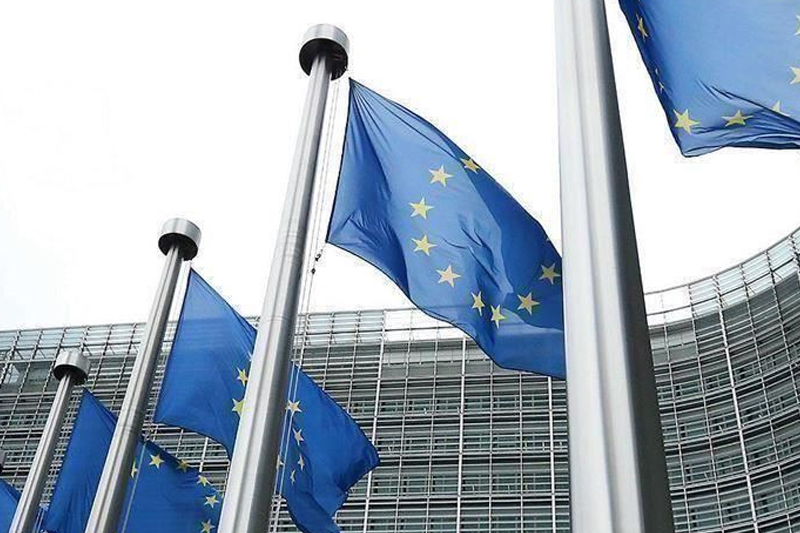 الاتحاد الأوروبي يعرب عن مخاوفه بشأن حرية التعبير والصحافة في