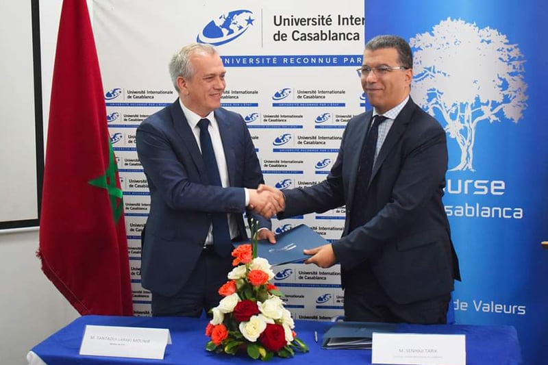 الجامعة الدولية للدار البيضاء توقع اتفاقية شراكة مع بورصة الدار