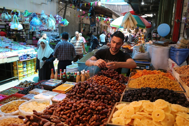  رمضان 2022 : أسواق مدينة خنيفرة تشهد حركية تجارية نشطة