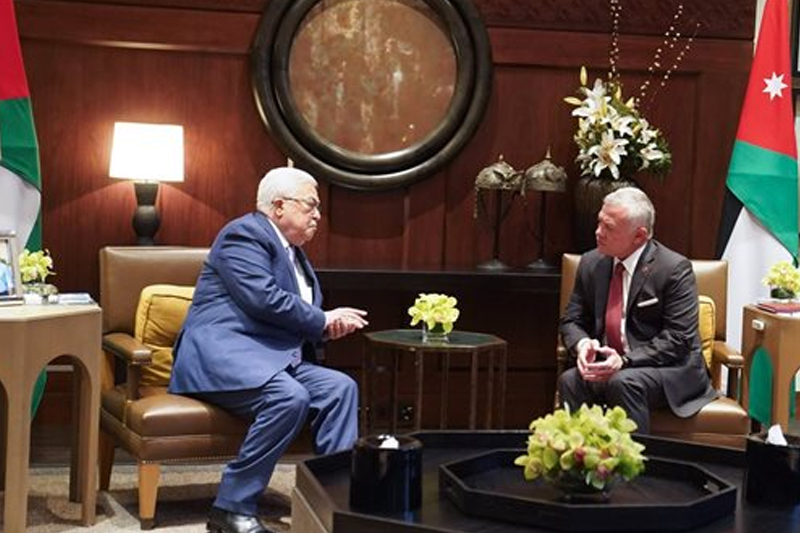 العاهل الأردني والرئيس الفلسطيني يبحثان التصعيد الإسرائيلي وسبل الدفاع عن القدس