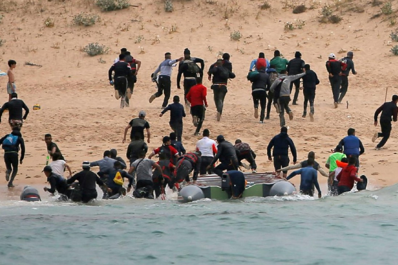 المغرب وإسبانيا يتعاونان في مجال الهجرة غير المشروعة