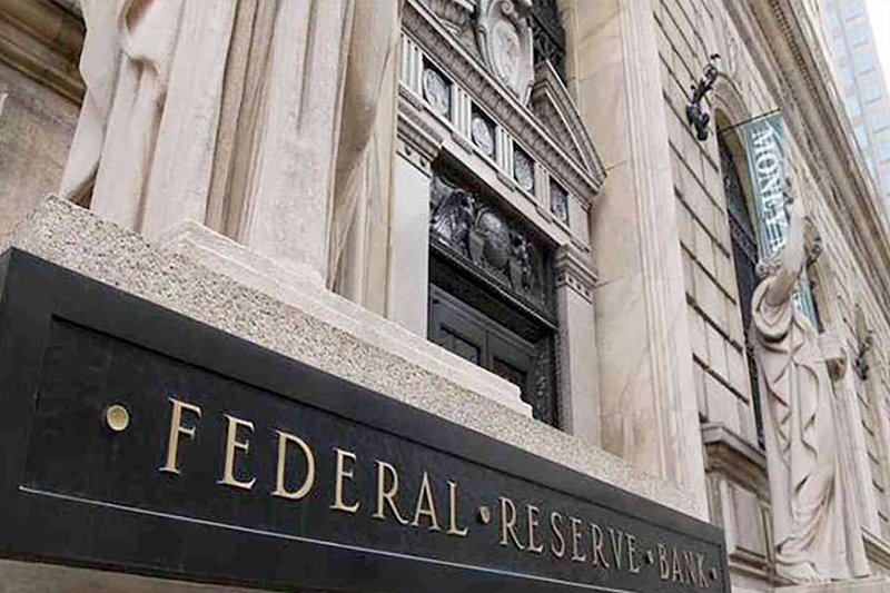  الاحتياطي الفيدرالي الأمريكي يبحث تدابير لاحتواء التضخم