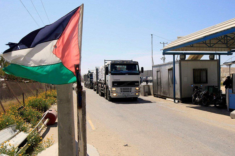  إسرائيل تفرض إغلاقا على الضفة الغربية ومعابر قطاع غزة