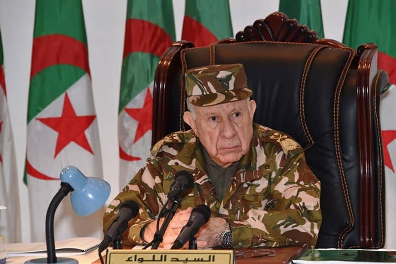 النظام العسكري الجزائري : إنجازات وهمية وإعلام محلي باهت (كاتب