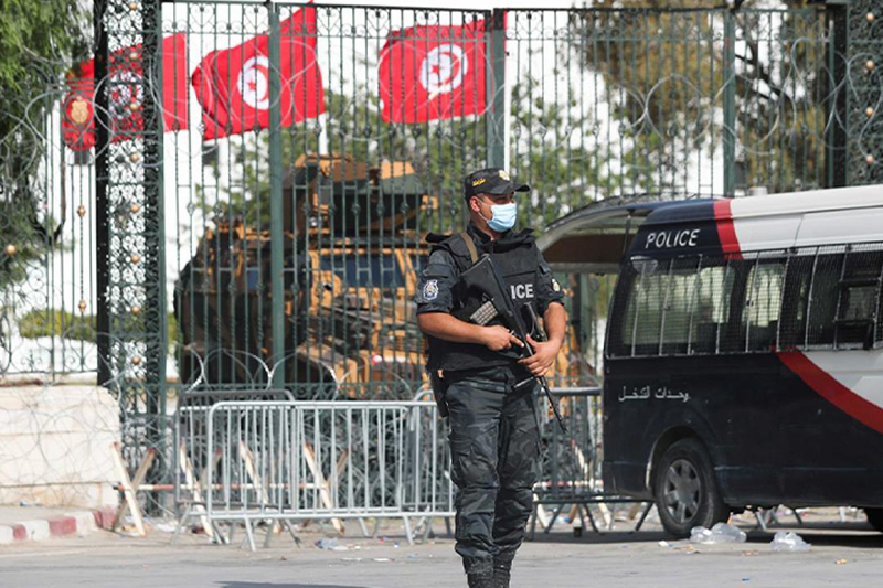تونس تعلن تمديد حالة الطوارئ إلى غاية أواخر غشت المقبل