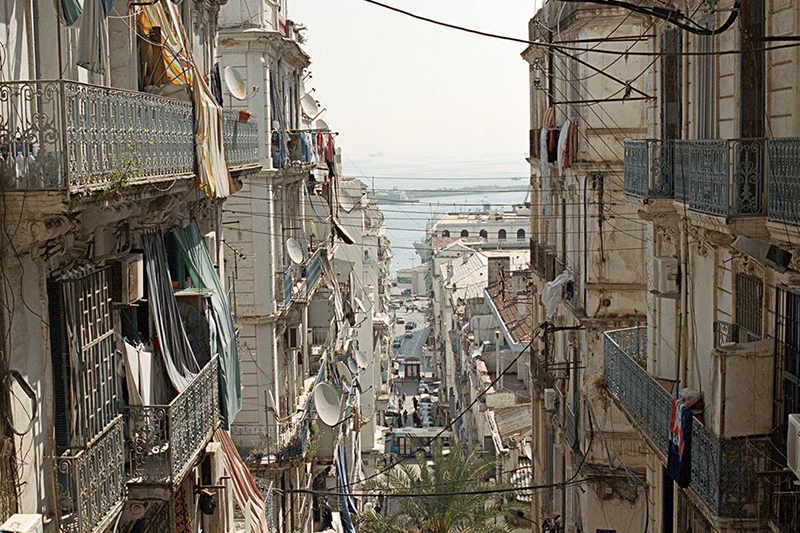 أسوأ المدن للعيش 2022 : الجزائر العاصمة في المركز الرابع