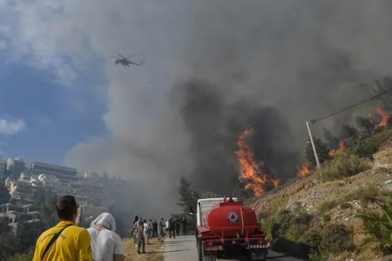  اليونان: السيطرة على حريق كبير بالقرب من العاصمة أثينا