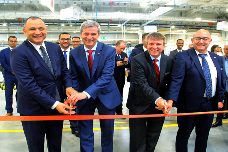 السيد رياض مزور يشرف على افتتاح وحدة إنتاجية ألمانية جديدة بالمنصة الصناعية طنجة المتوسط