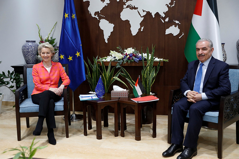  رئيسة المفوضية الأوروبية تعلن استئناف مساعدات الإتحاد الأوروبي لفلسطين