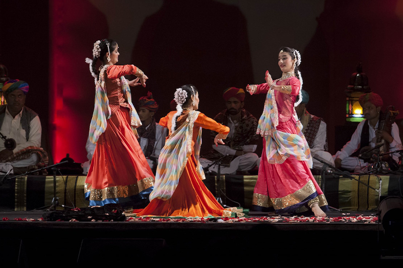  مهرجان فاس للموسيقى العالمية العريقة 2022 : الموسيقى الصوفية الهندية تصدح بساحة باب الماكينة