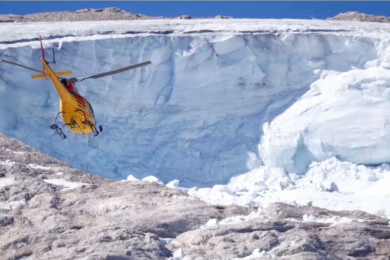 إيطاليا : ارتفاع حصيلة ضحايا الانهيار الجليدي في جبال الألب