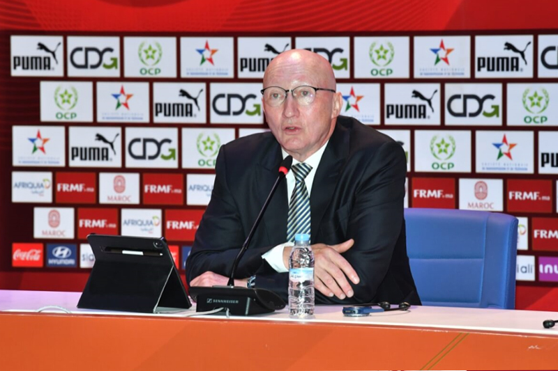  الجامعة الملكية المغربية لكرة القدم تقدم المدير التقني الجديد كريس فان بويفيلد