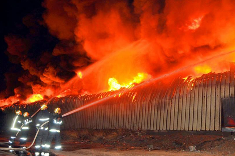 اندلاع حريق مهول بمطار هواري بومدين بالجزائر