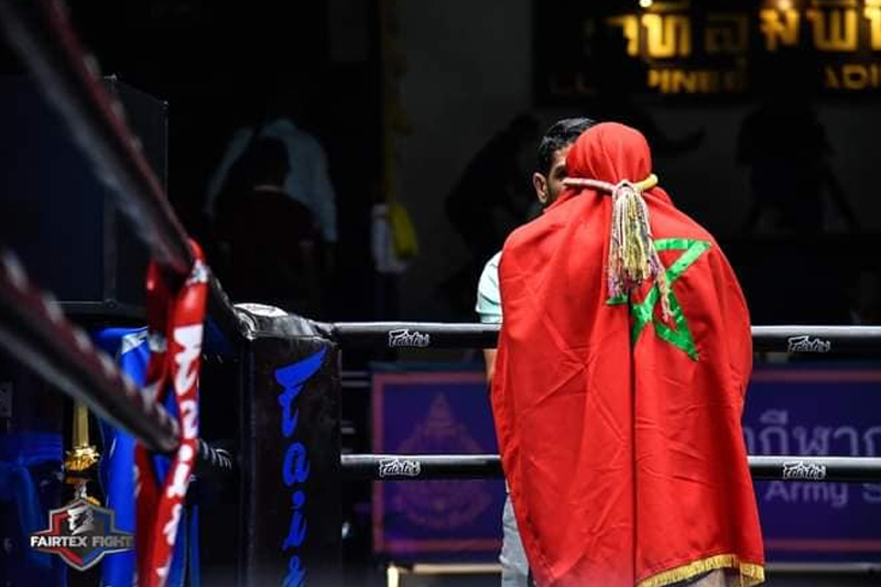 فوز البطل المغربي ياسين الهواري بالضربة القاضية ضمن بطولة FAIRTEX