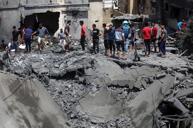  الإمارات تدعو إلى ضرورة عودة الهدوء إلى قطاع غزة
