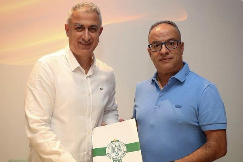 رسميا : الرجاء الرياضي يتعاقد مع المدرب التونسي منذر الكبير