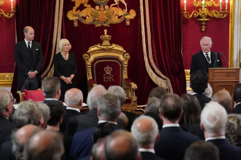  الملك تشارلز يلقي أول كلمة أمام البرلمان كملك لبريطانيا