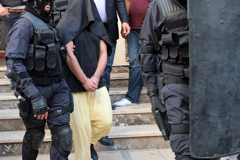 أمن الدار البيضاء يوقف شخص متطرف موالي لتنظيم داعش الإرهابي