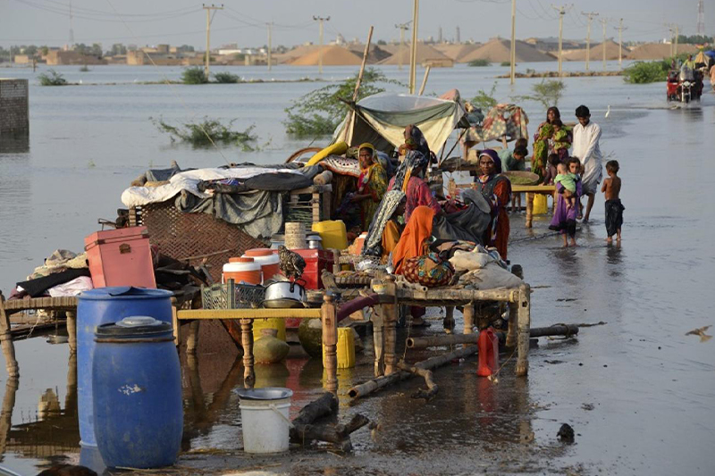 ارتفاع حصيلة ضحايا الفيضانات بباكستان إلى 1265 قتيلاً