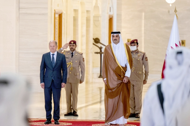 قطر والمانيا تبحثان تعزيز العلاقات الاقتصادية والاستثمارية والتعاون العسكري