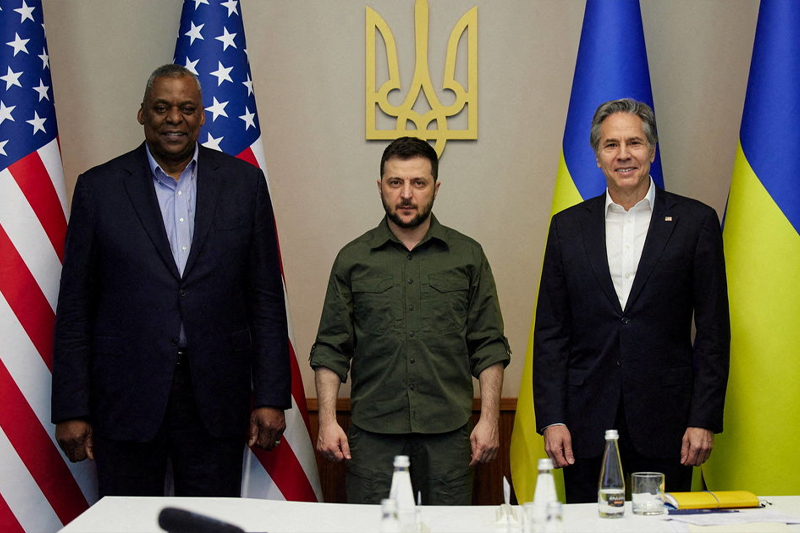 أمريكا تعلن عن مساعدات عسكرية جديدة لأوكرانيا