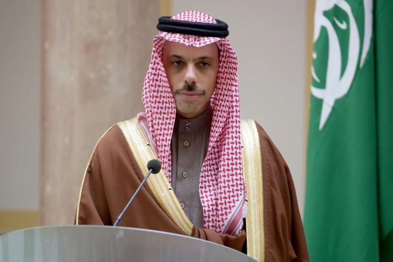 الخارجية السعودية تؤيد قرار أوبك بخصوص خفظ إنتاج النفط