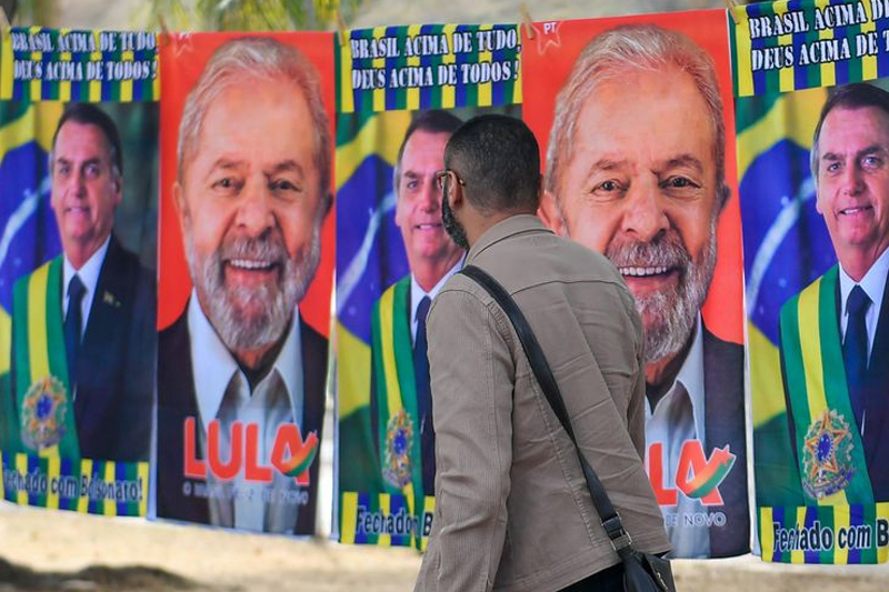  البرازيليون يتوجهون إلى صناديق الاقتراع لاختيار رئيس جديد للبلاد