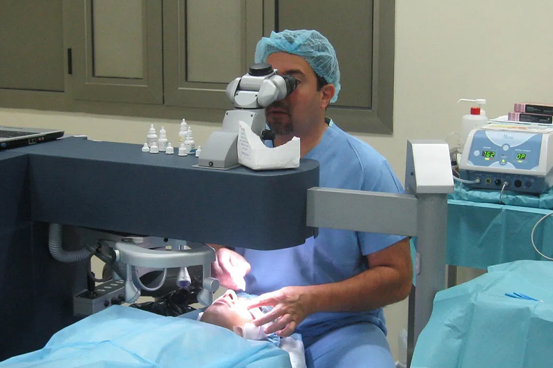  الرباط : إطلاق أول شهادة جامعية دولية بالفرنسية في طب وجراحة العيون بمجال الصحة العمومية