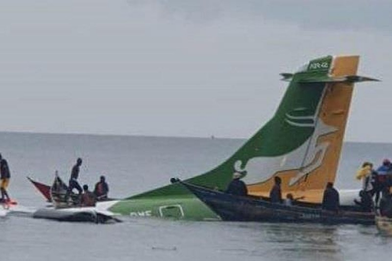  سقوط طائرة ركاب في بحيرة فيكتوريا