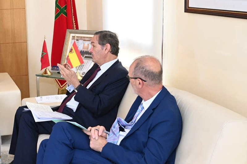  تعزيز التبادل التجاري محور مباحثات رئيس جامعة غرف التجارة والصناعة والسفير الإسباني بالمغرب