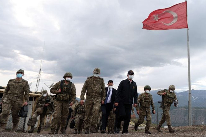 تركيا تشن عملية جوية ضد مواقع تنظيم (بي كي كي)