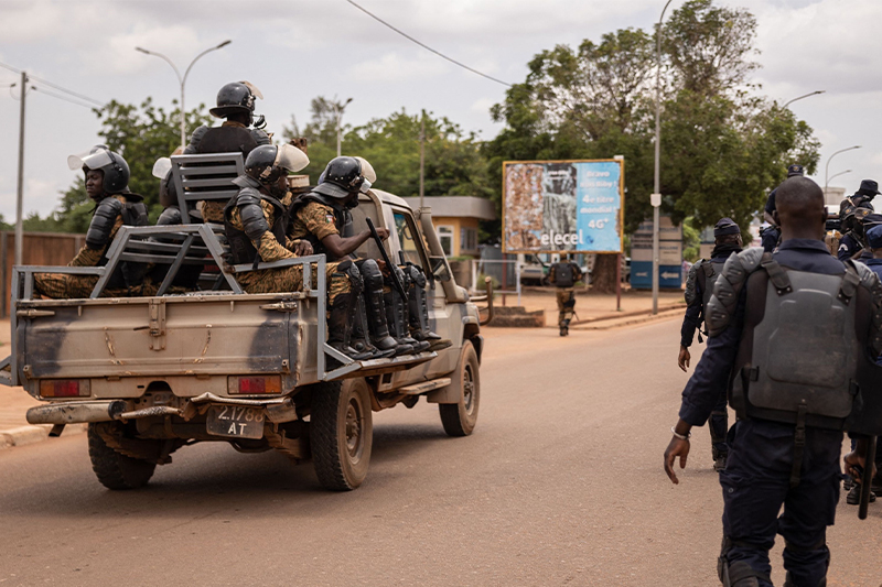  حكومة بوركينا فاسو تدعو إلى الهدوء على إثر مظاهرة ضد الوجود الفرنسي