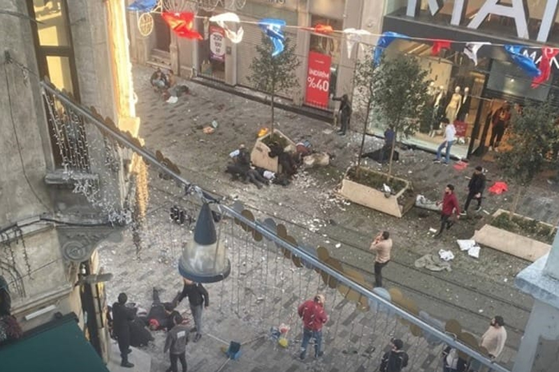  انفجار منطقة تقسيم بإسطنبول.. أردوغان يعلن مقتل 6 ضحايا و53 جريحا على الأقل
