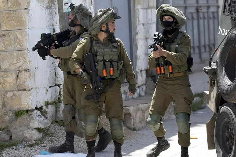  مقتل خمسة فلسطينيين برصاص القوات الإسرائيلية بمخيم عقبة جبر