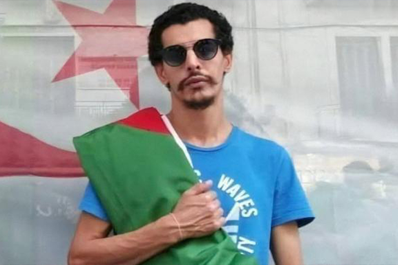 نيابة الجزائر تطلب الإعدام لأكثر من 70 متهما بإحراق مواطن حيا والتمثيل بجثته