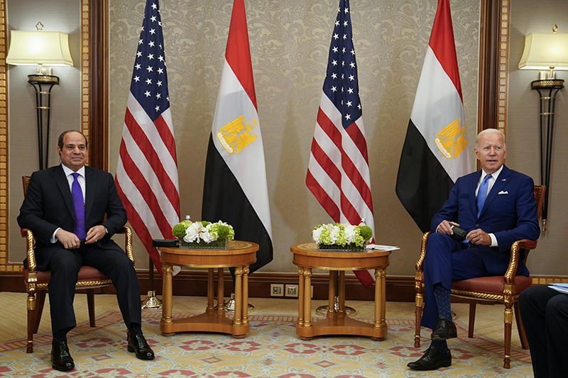  جو بايدن يلتقي بالرئيس المصري في شرم الشيخ