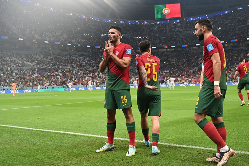  البرتغال تكتسح سويسرا بسداسية وتلاقي المغرب في ربع النهائي