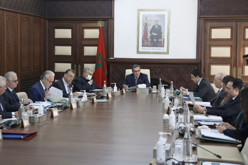  الحكومة تتطلع على اتفاقية في مجال خدمات النقل الجوي بين المغرب والسعودية