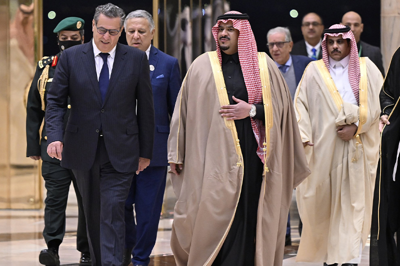  السيد عزيز أخنوش يمثل الملك محمد السادس في القمة العربية الصينية للتعاون والتنمية بالرياض