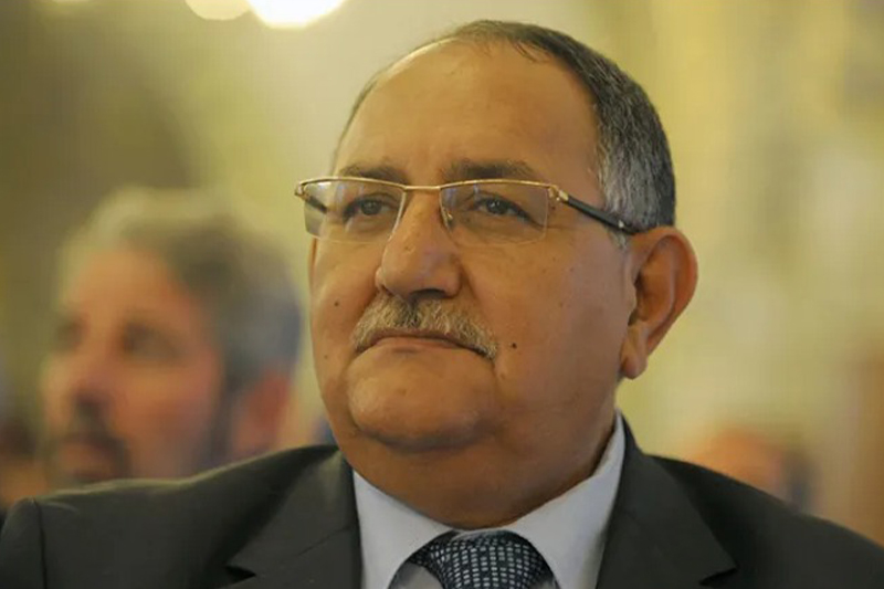 الحكم على الوزير الجزائري السابق عبد القادر قاضي ب 12 سنة سجنا نافذة