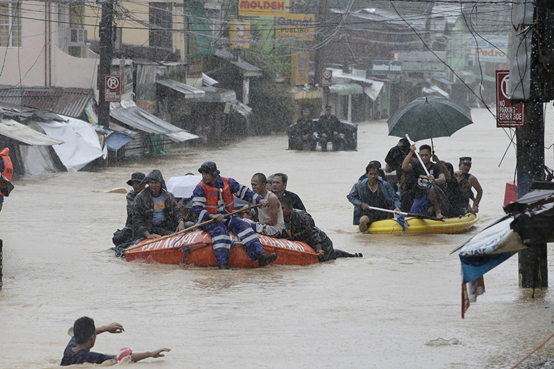  مصرع أربعة أشخاص بسبب الفيضانات بالفليبين